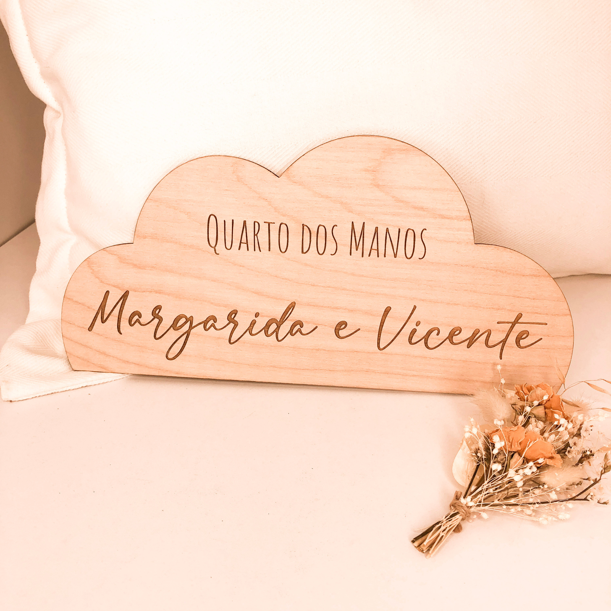 Nuvem em madeira "Quarto do/da..."